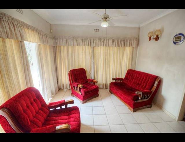 5 BEDROOM HOUSE FOR SALE IN WITFIELD